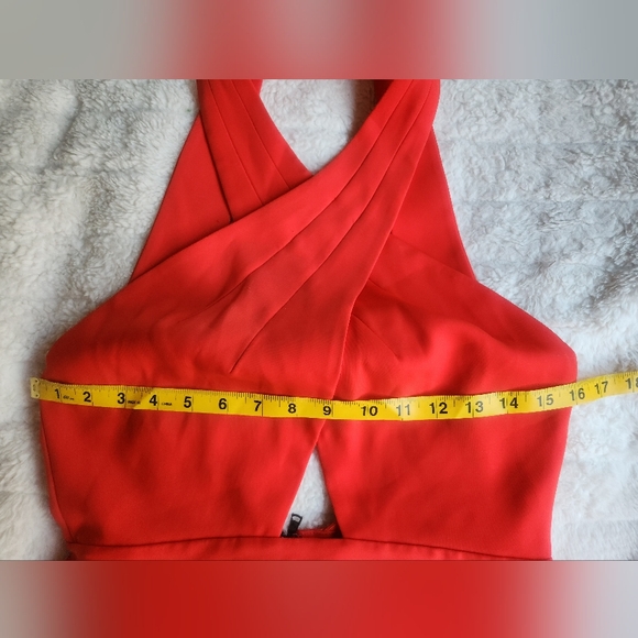 BCBGMAXAZRIA Remmie Open-Back Peplum Halter Top red size S Nwot - Picture 7 of 10